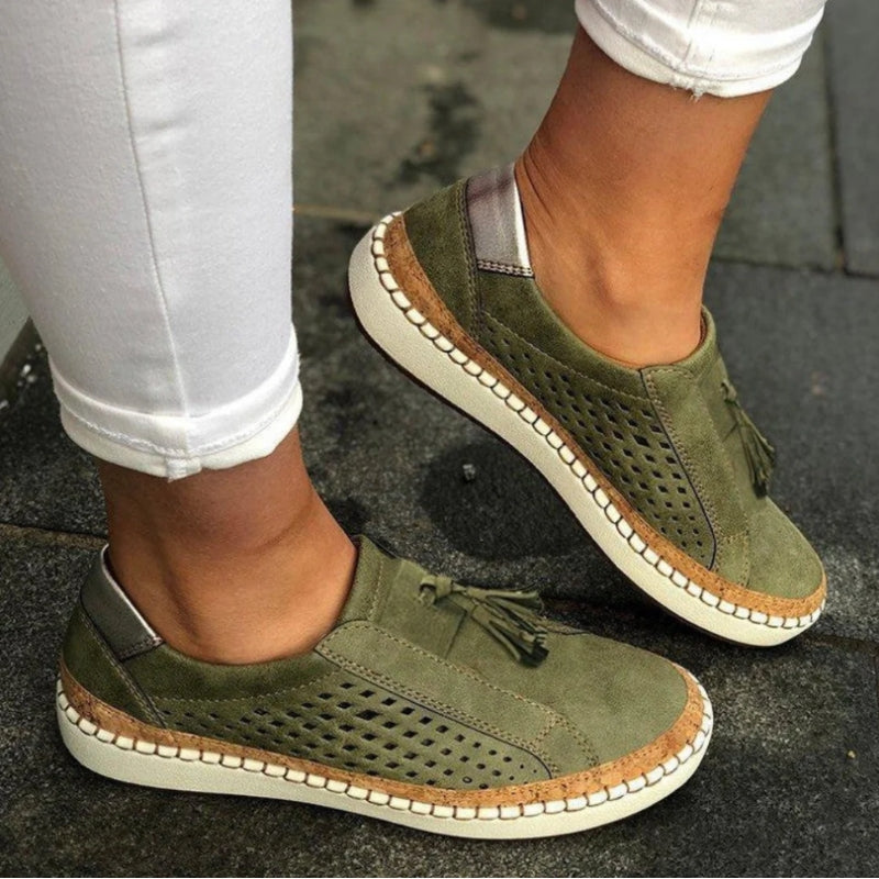 SLIP-ON SUPPORT SHOES FOR WOMEN
