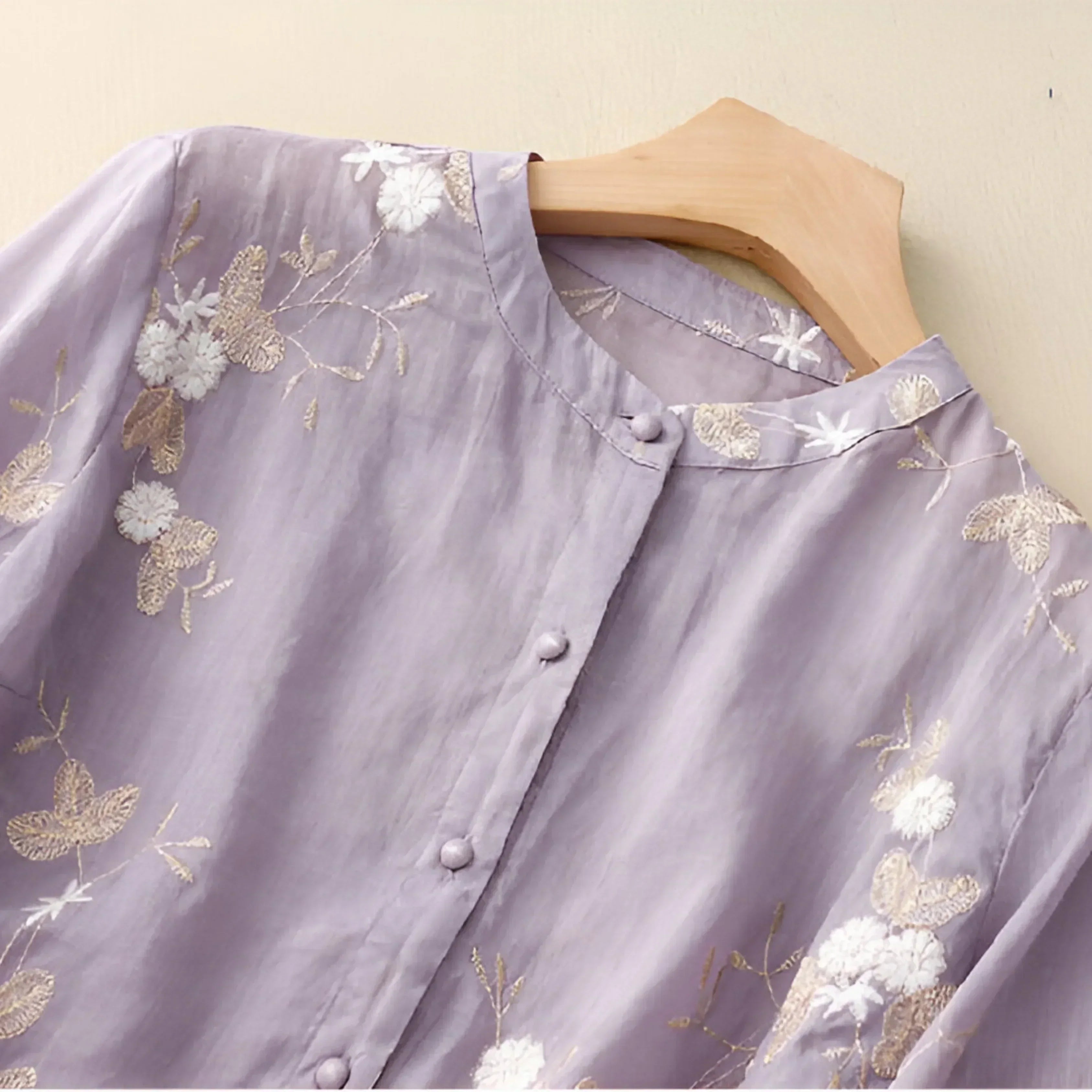 EMBROIDERED COTTON TOP FOR WOMEN