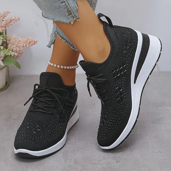 CHIC SUPPORT SNEAKERS FOR WOMEN