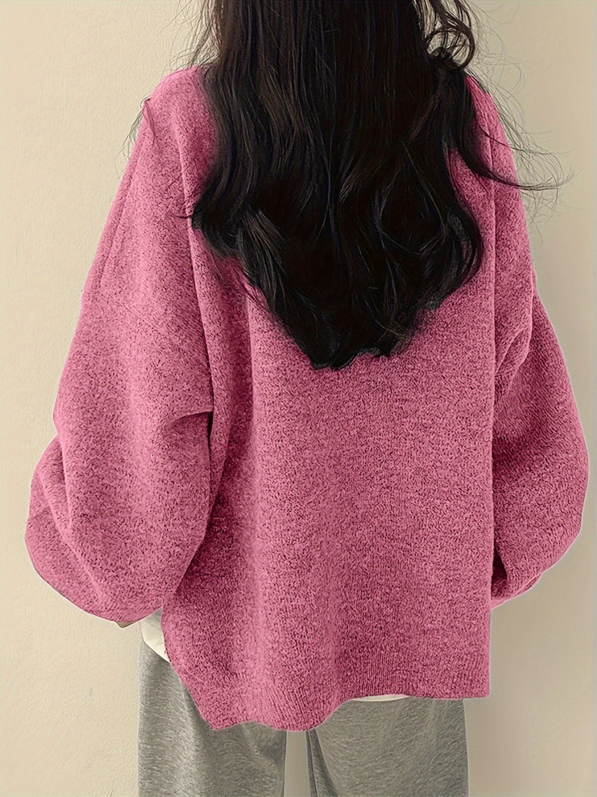 RELAXED SPLIT-HEM SWEATER FOR WOMEN