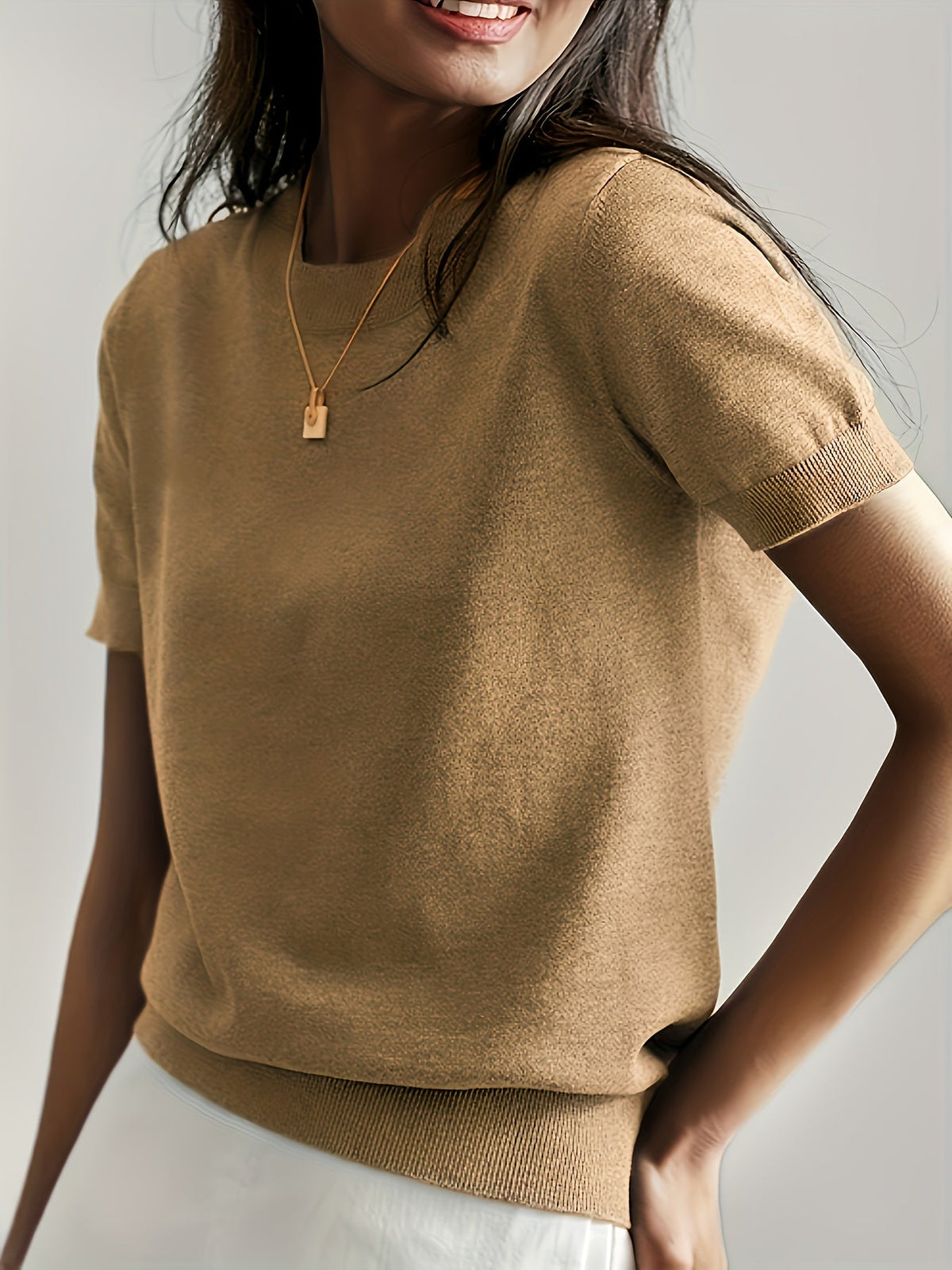 SHORT-SLEEVE SWEATER FOR WOMEN