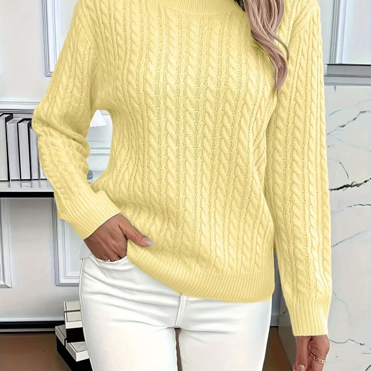 RELAXED CABLE SWEATER FOR WOMEN