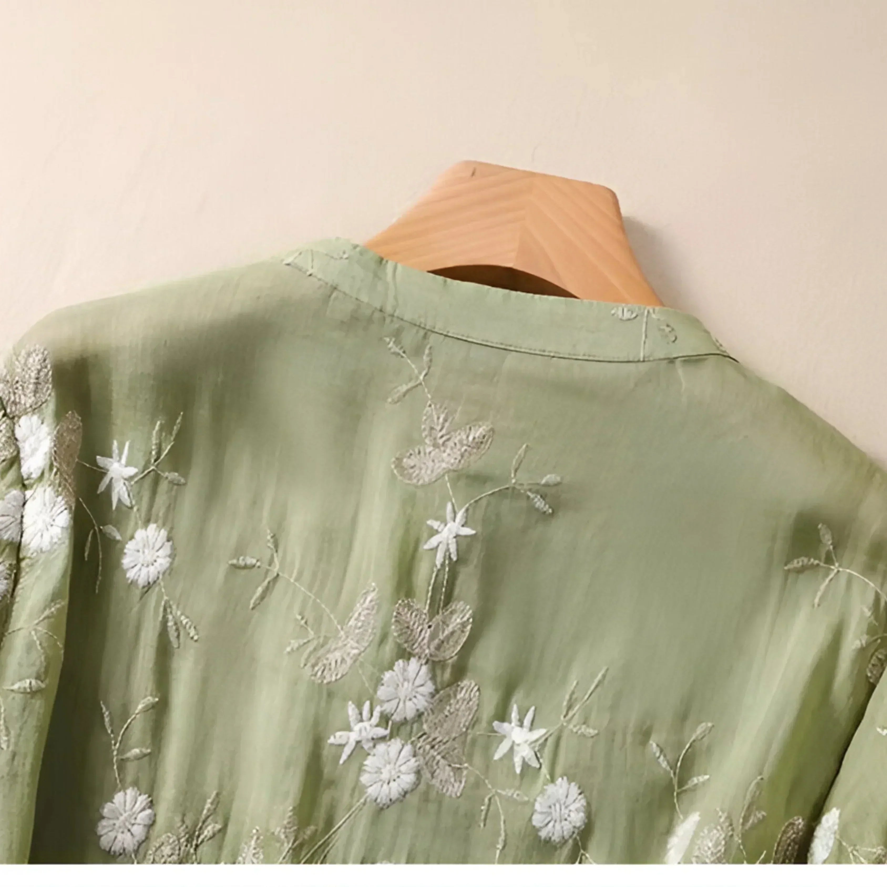 EMBROIDERED COTTON TOP FOR WOMEN