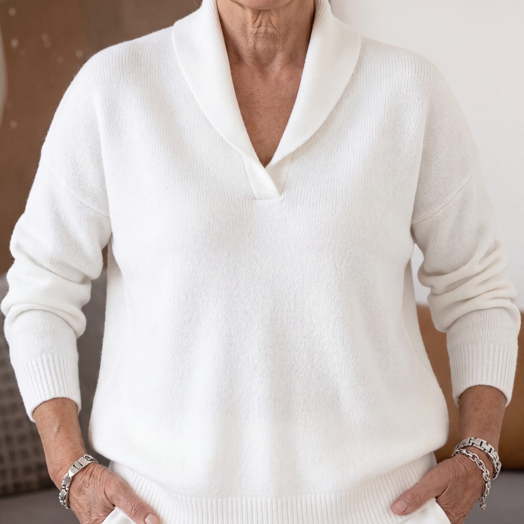 RELAXED V-NECK SWEATER FOR WOMEN