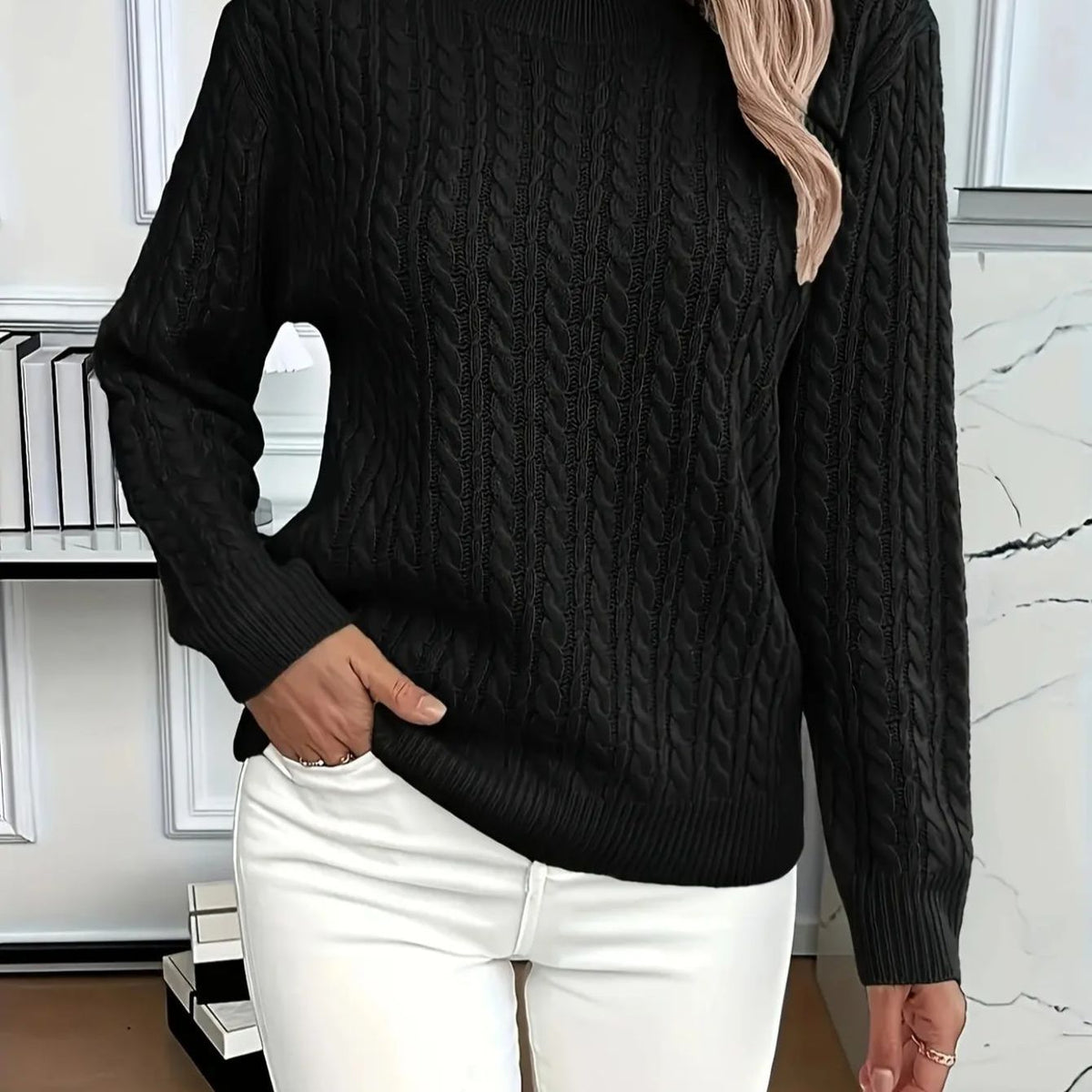 RELAXED CABLE SWEATER FOR WOMEN
