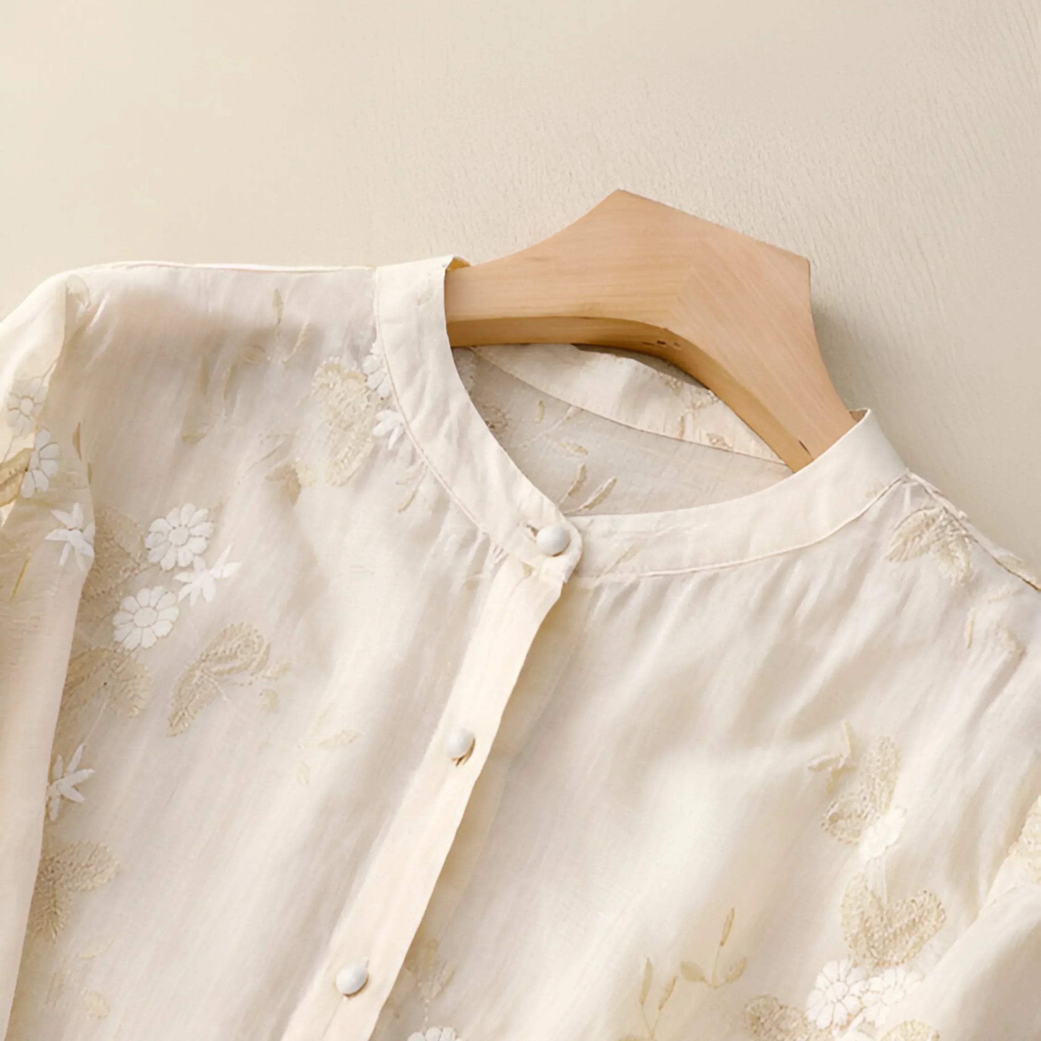 EMBROIDERED COTTON TOP FOR WOMEN