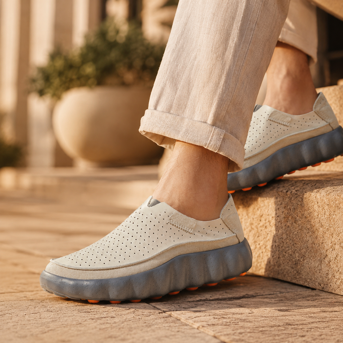 PERFORATED SUPPORT LOAFERS FOR WOMEN
