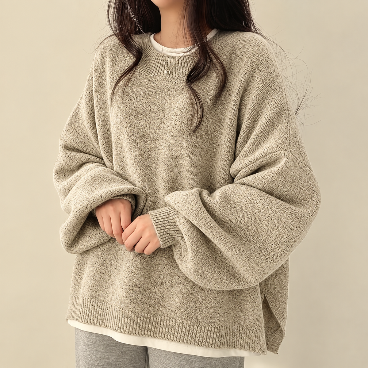 RELAXED SPLIT-HEM SWEATER FOR WOMEN