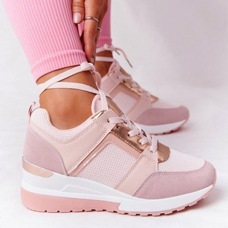 CUSHIONED DAILY SNEAKERS FOR WOMEN