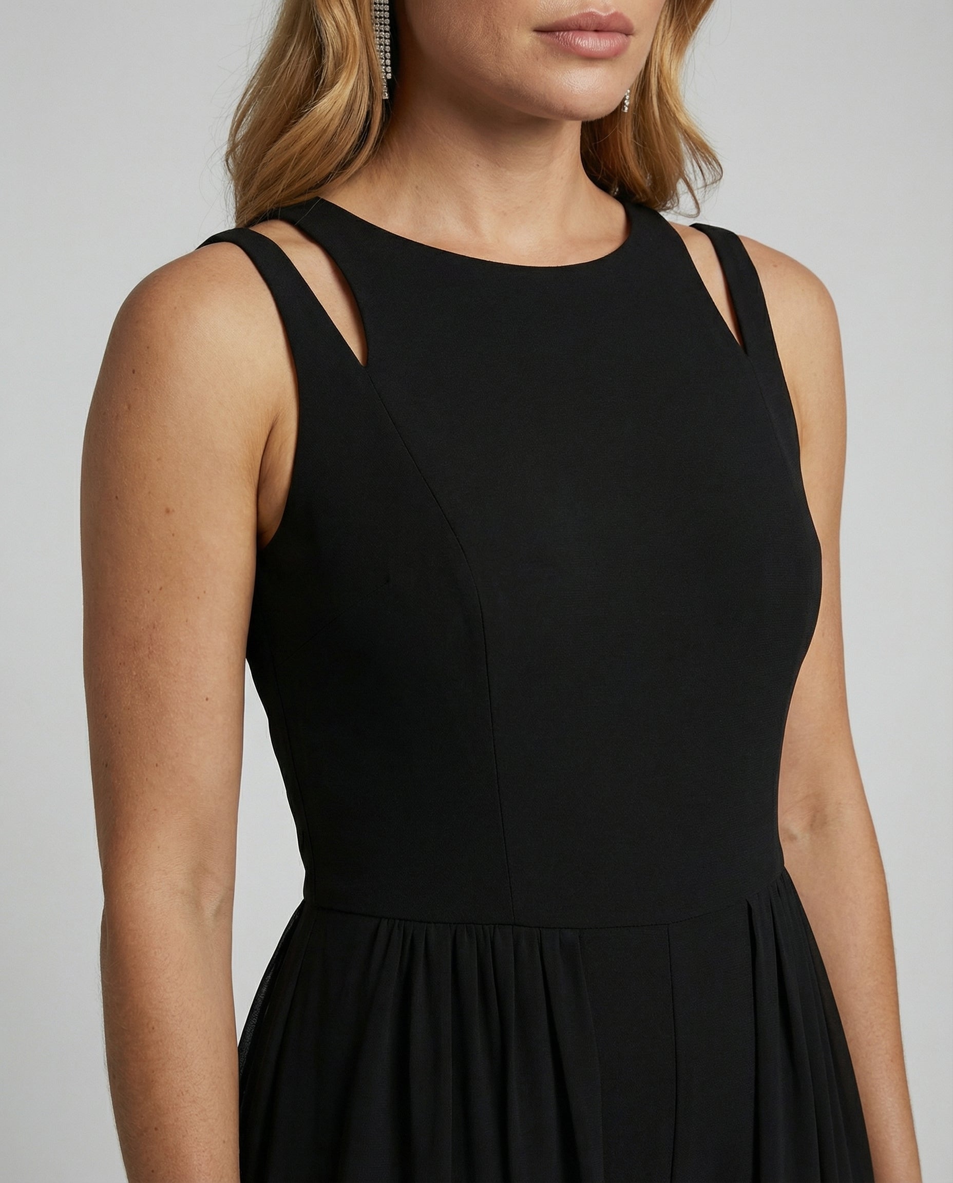 SLEEVELESS WIDE LEG JUMPSUIT FOR WOMEN