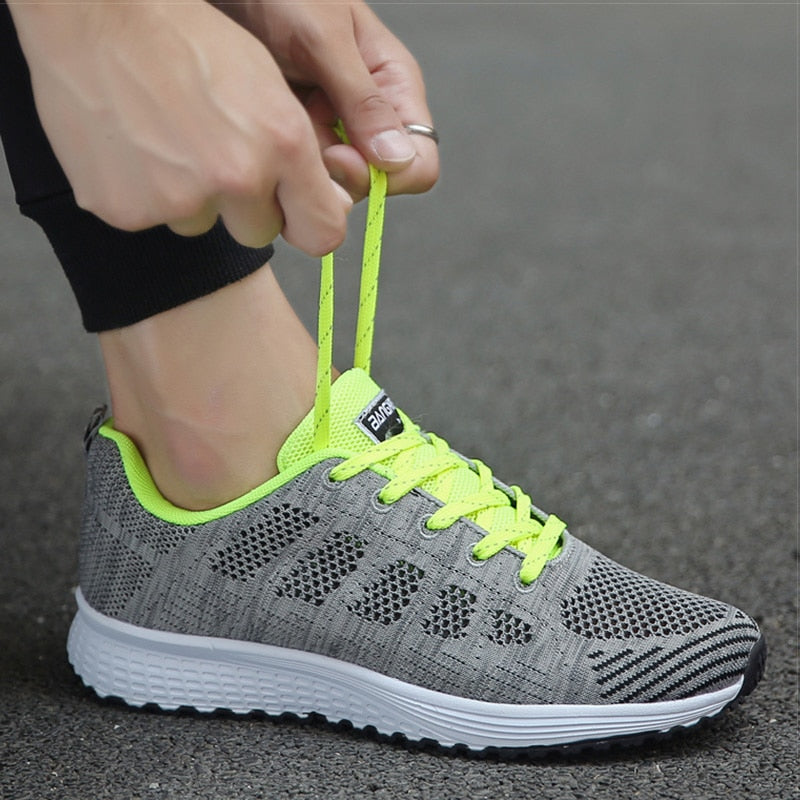 LIGHTWEIGHT SUPPORT SNEAKERS FOR WOMEN