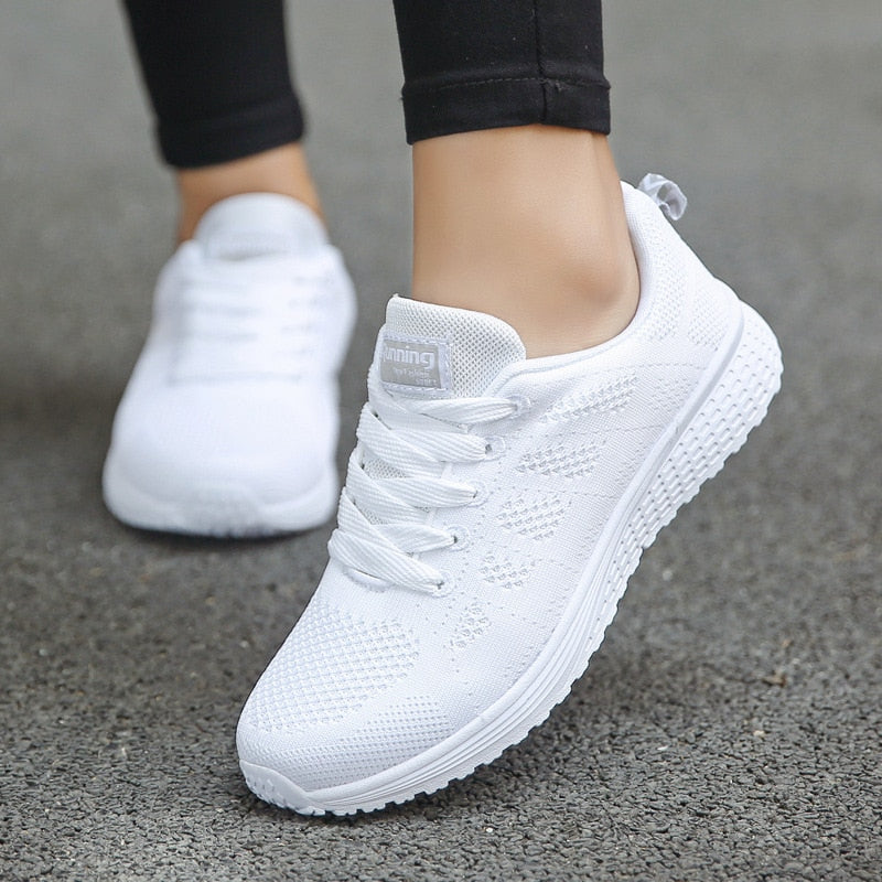 LIGHTWEIGHT SUPPORT SNEAKERS FOR WOMEN