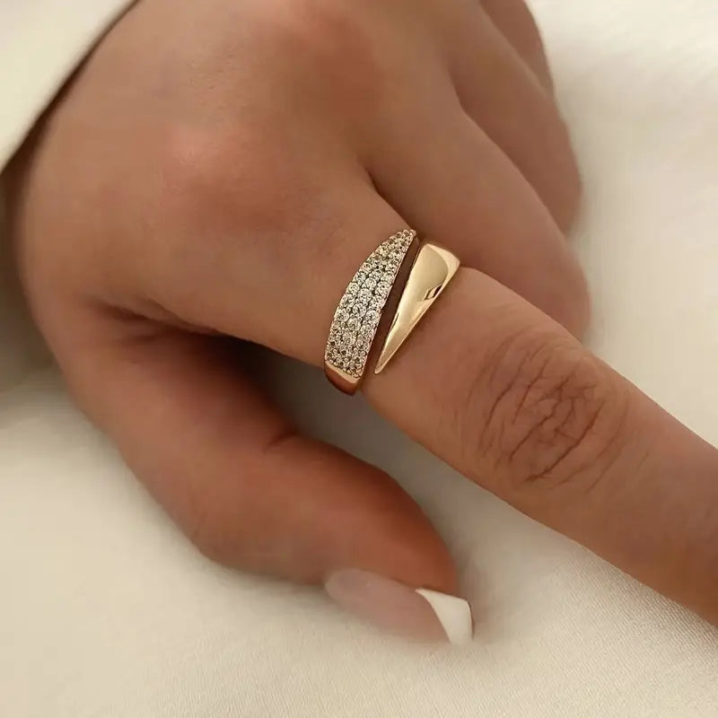 ADJUSTABLE SYMBOLIC RING FOR WOMEN