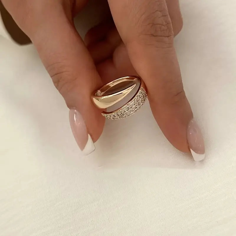 ADJUSTABLE SYMBOLIC RING FOR WOMEN