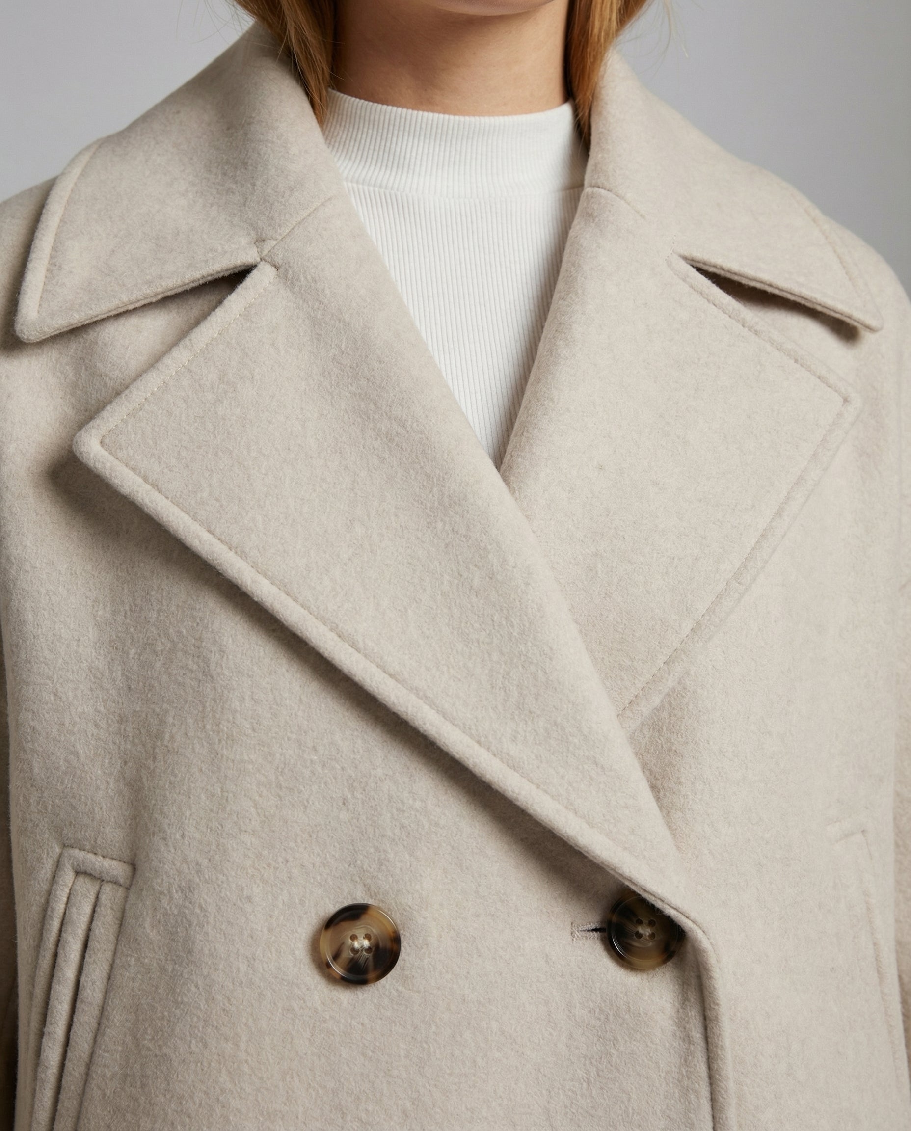 SHORT DOUBLE BREASTED JACKET FOR WOMEN