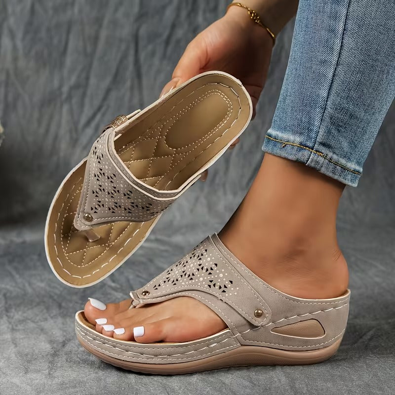 SUPPORTIVE SLIP-ON SANDALS FOR WOMEN