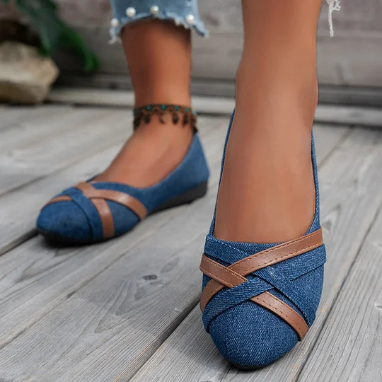 CUSHIONED SLIP-ON SHOES FOR WOMEN