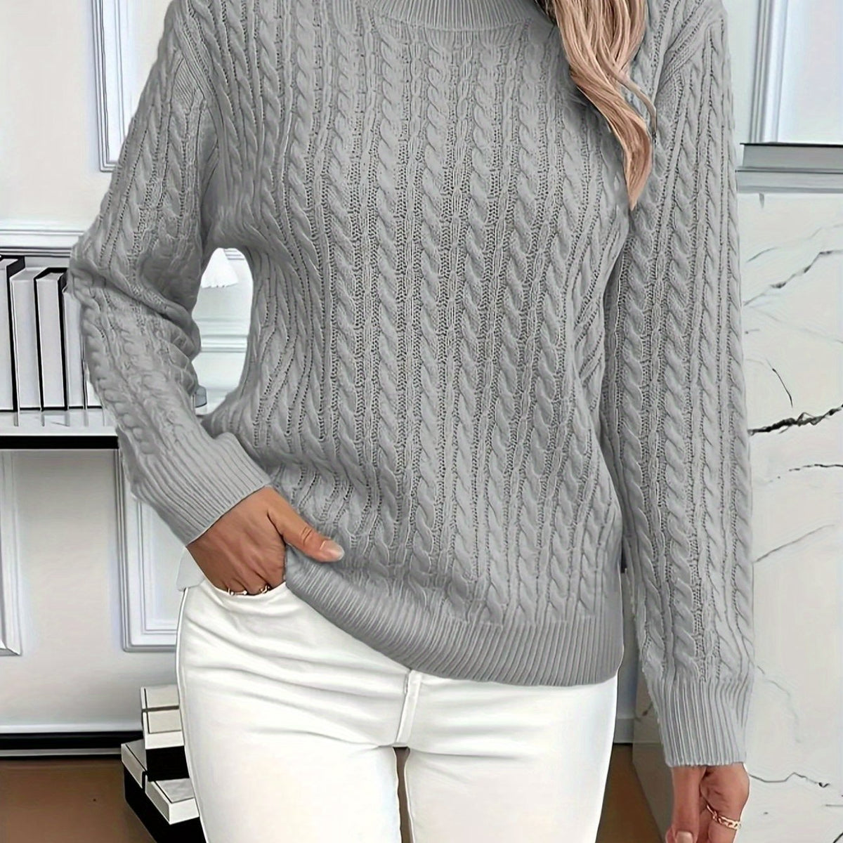 RELAXED CABLE SWEATER FOR WOMEN