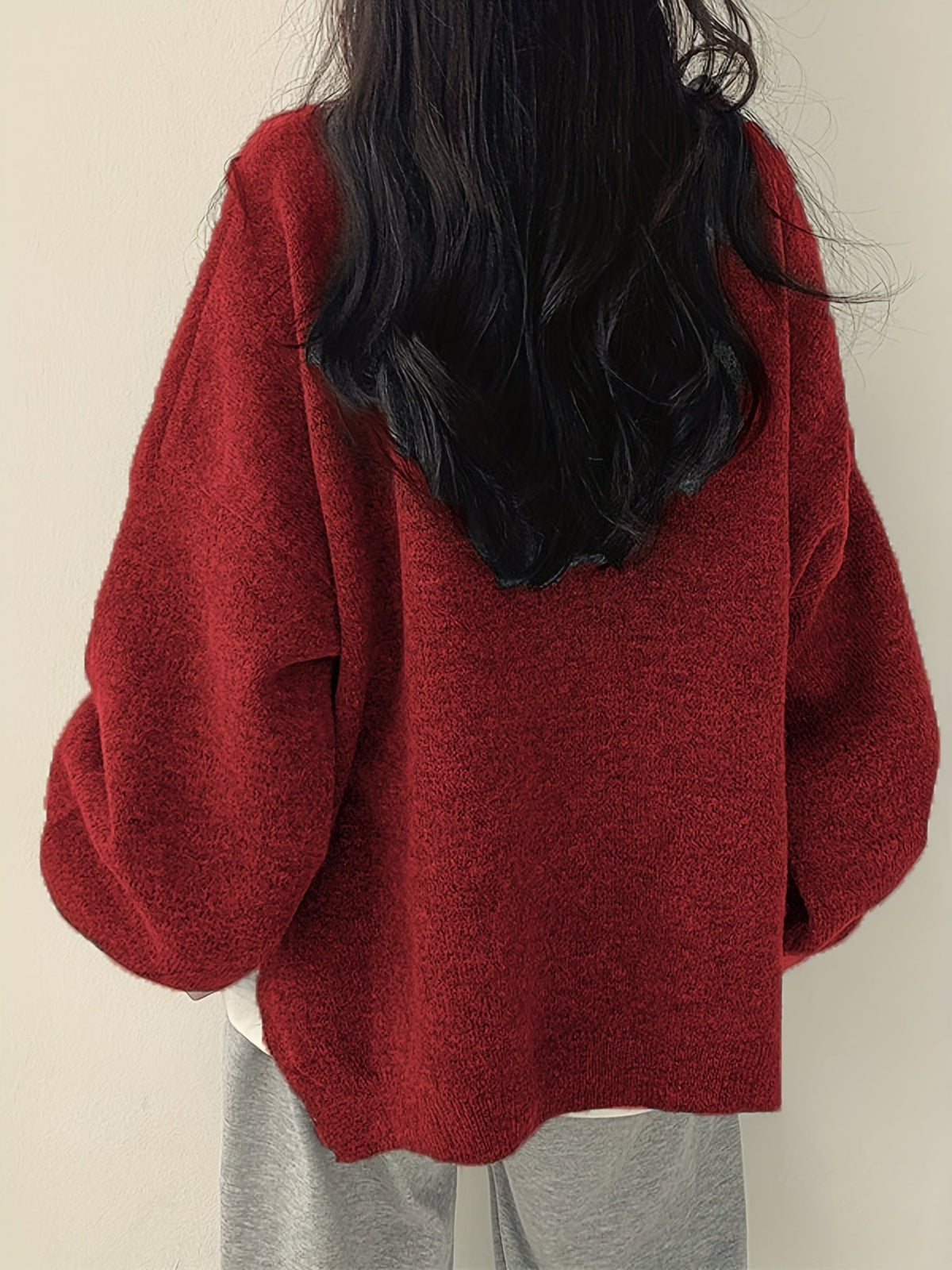 RELAXED SPLIT-HEM SWEATER FOR WOMEN