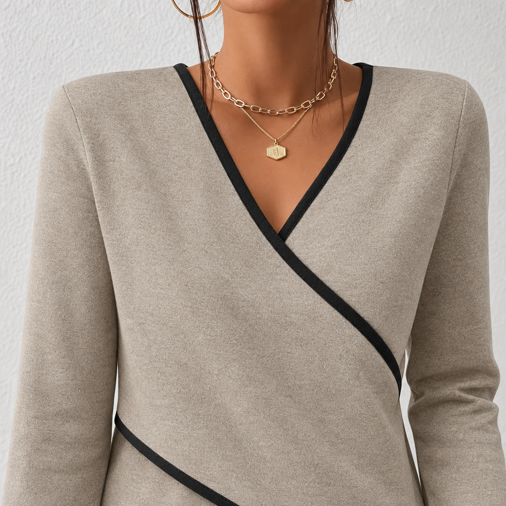 FITTED V-NECK SWEATER FOR WOMEN