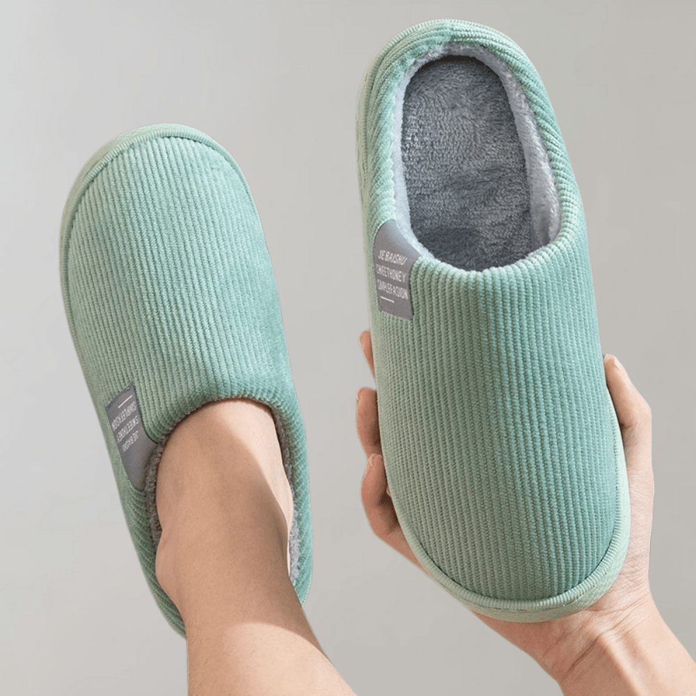 WARM GRIP-SOLE SLIPPERS FOR WOMEN