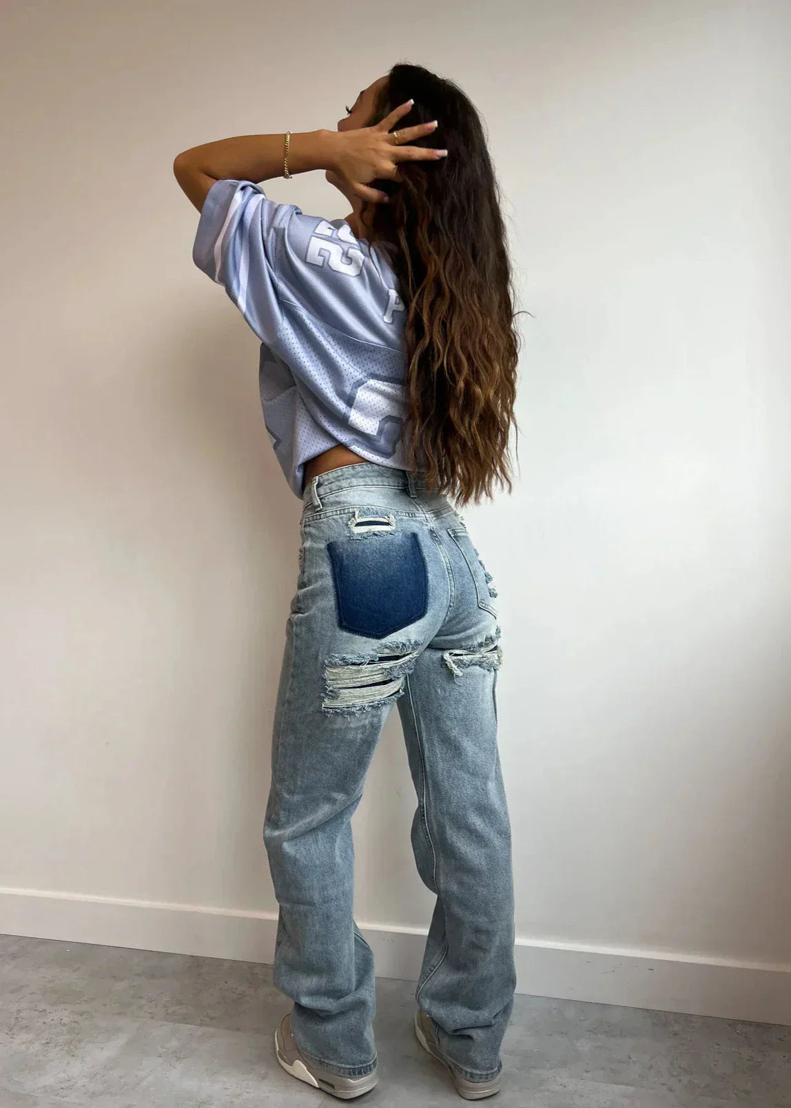 DISTRESSED STRAIGHT-LEG JEANS FOR WOMEN